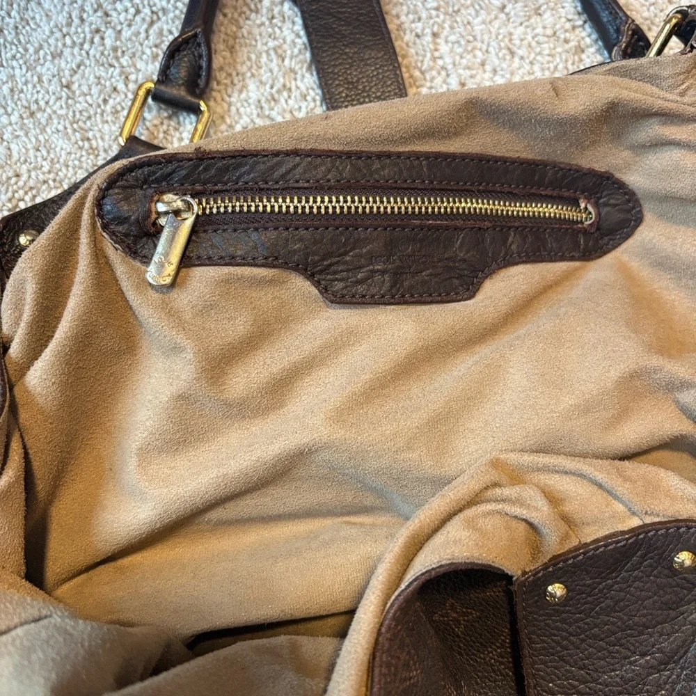 Authentic Louis Vuitton Mahina Boho In Elephant Gris - Picture 15 of 16